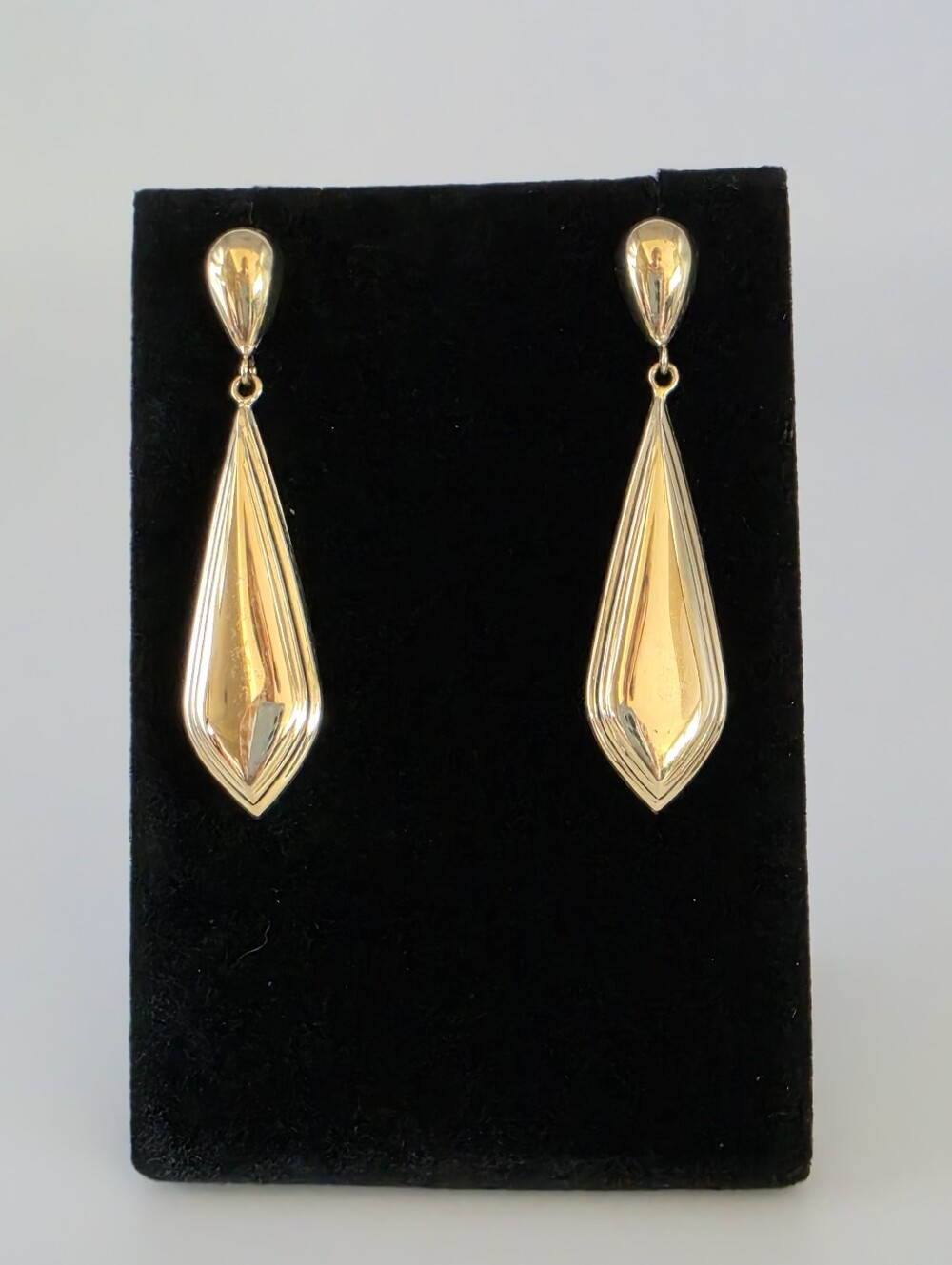 14k Yellow Gold Elongated Teardrop Art Deco Style Dangle Earrings - Picture 10 of 13